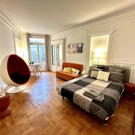 A Luxurious Apartment With Ac On Promenade Des Anglais Nice Bagian luar foto